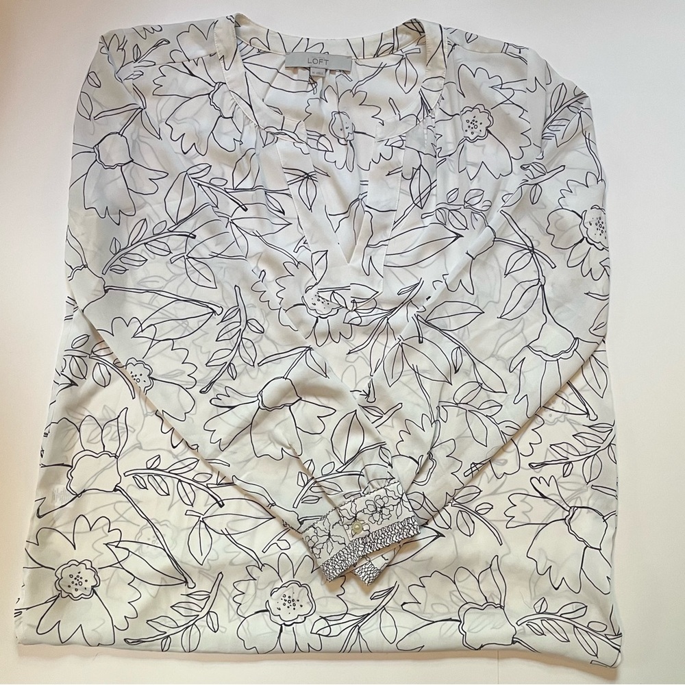 LOFT long sleeve shirt